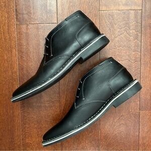 Steve Madden Men’s “Harken” Black Leather Chukka Boots, Size 8.5